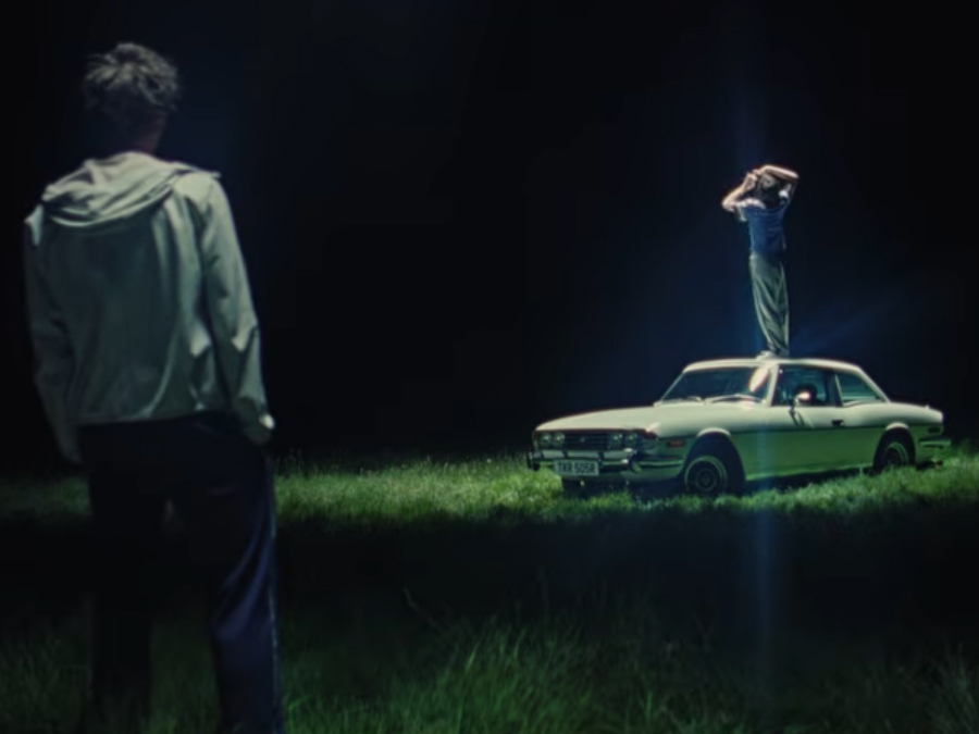 GRACIE-ABRAMS-MUSIC-VIDEO-HIT-THE-WALL-1977-TRIUMPH-STAG