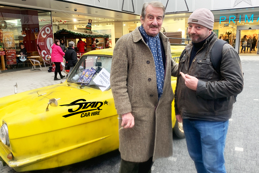 John- Challis- Boycie- U K- Book- Signing-only-fool-and-horses-van-hire-london