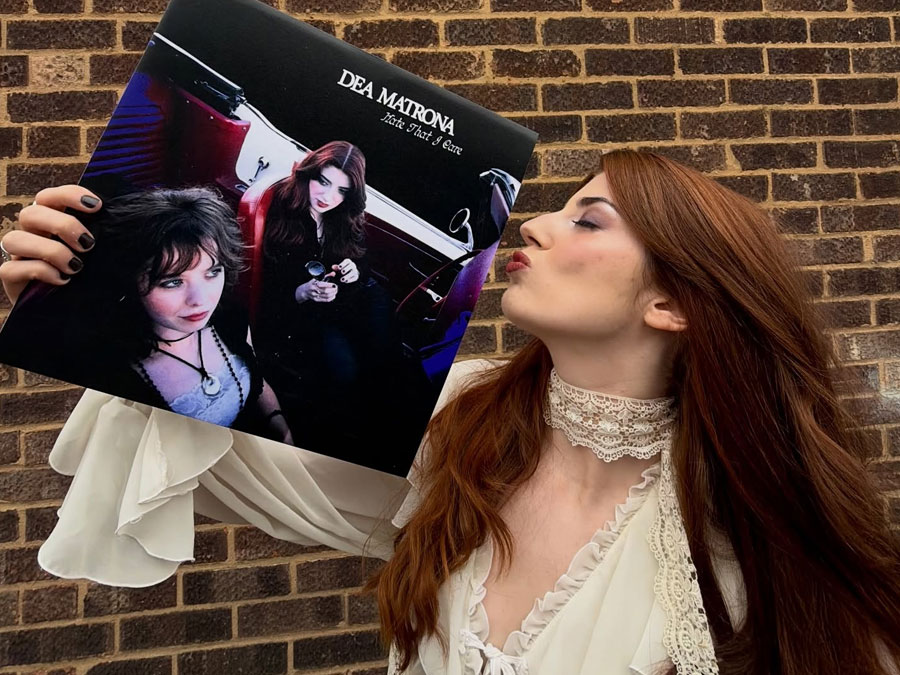 DEA-MATRONA-ALBUM-COVER-FORD-MUSTANG-SHOOT