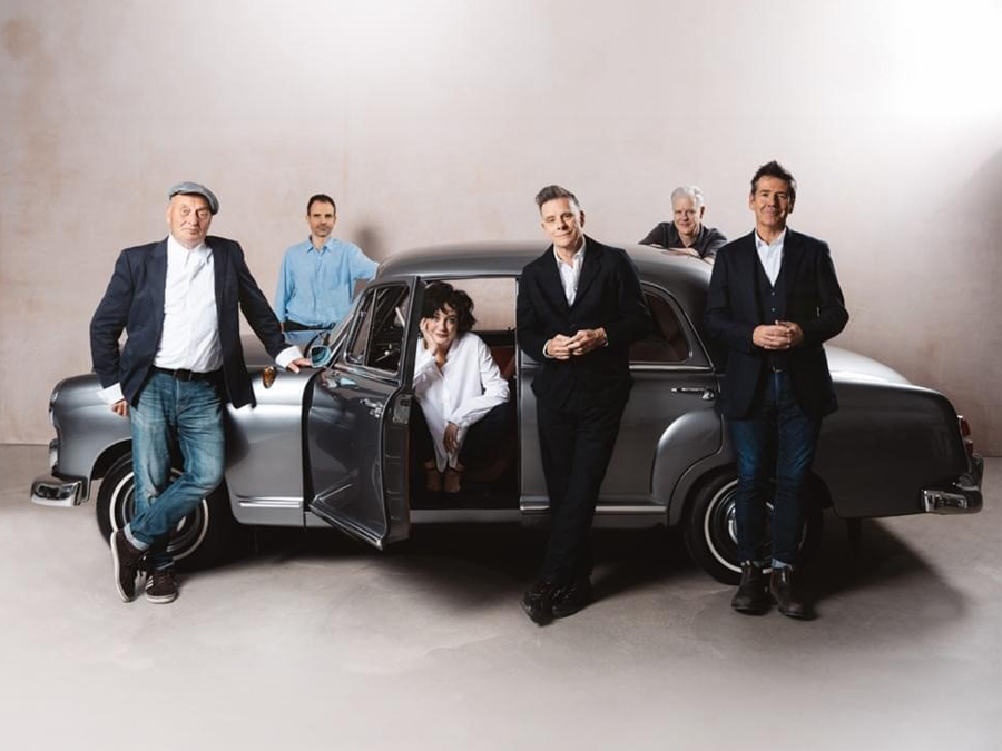 Deacon- Blue- Band- Shoot- Mercdes-190 B