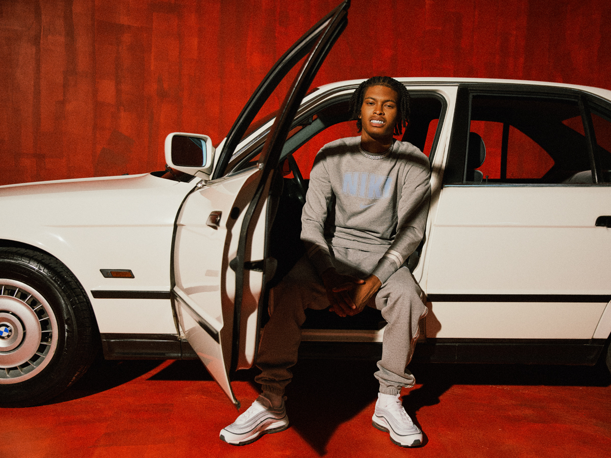 Vehicle- Fashion-shoot- Foot- Asylum- Shoot- Lamborghini-bmw-hire- Manchester