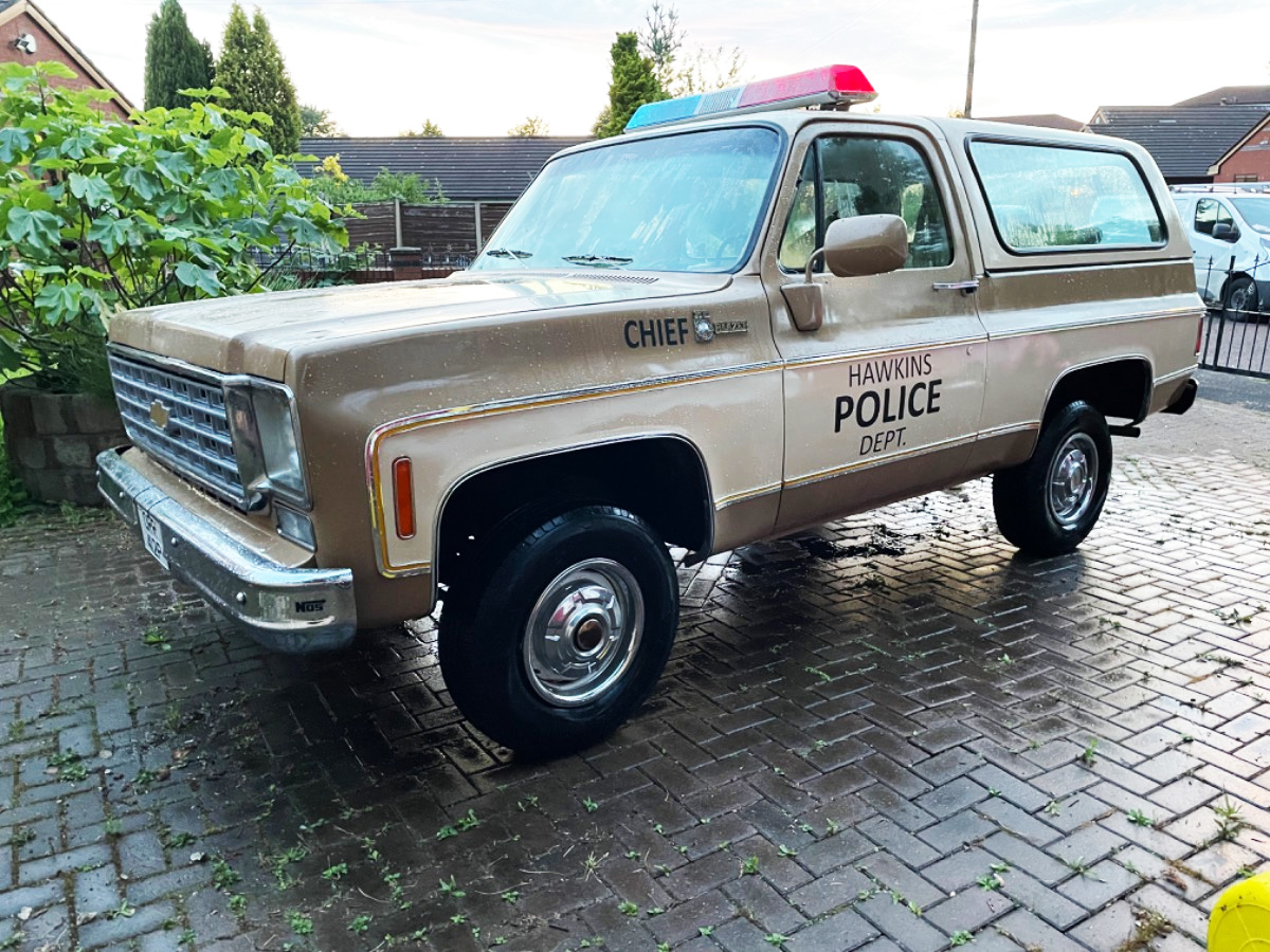 Hoppers- Chevy- Blazer-cop-car- Stranger- Things-vehicle-prop-hire-uk