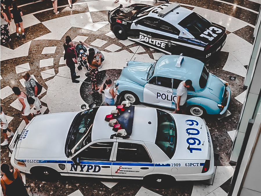 Lakeside- Shopping- Centre- Emergency- Vehicle- Display-police-car-hire-uk