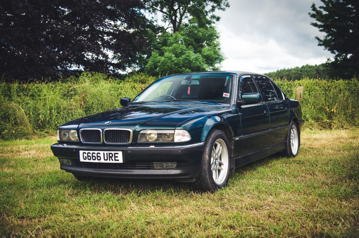 1997 BMW 7 Series Image 1