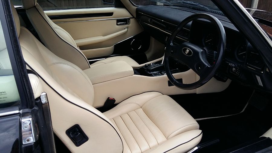 1988 Jaguar XJS Image 2