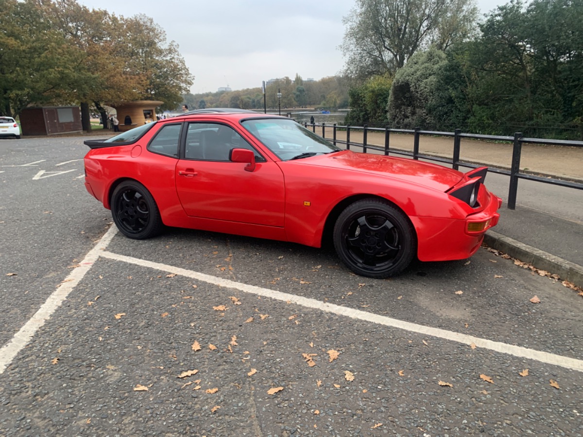 1982 Porsche 944 Image 2