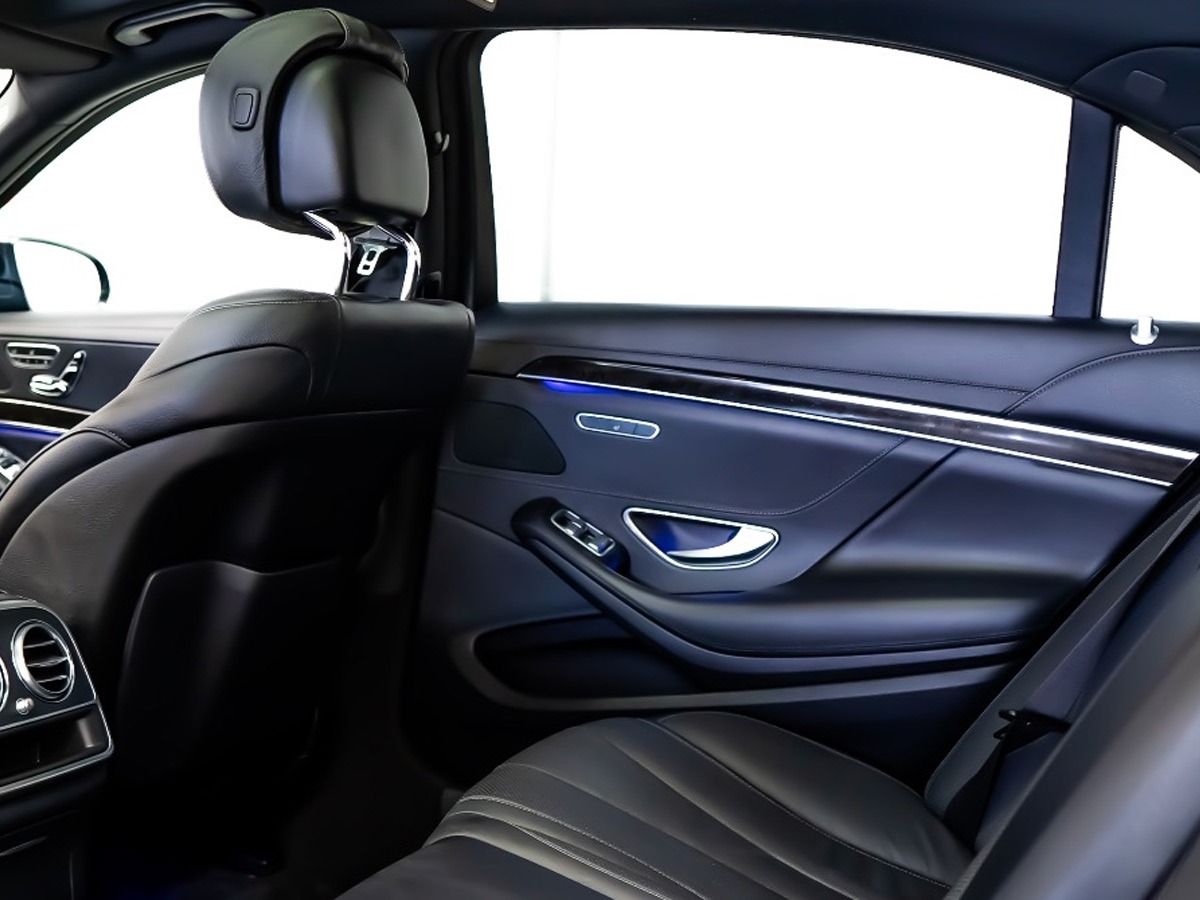 2018 Mercedes-Benz S-Class Image 9