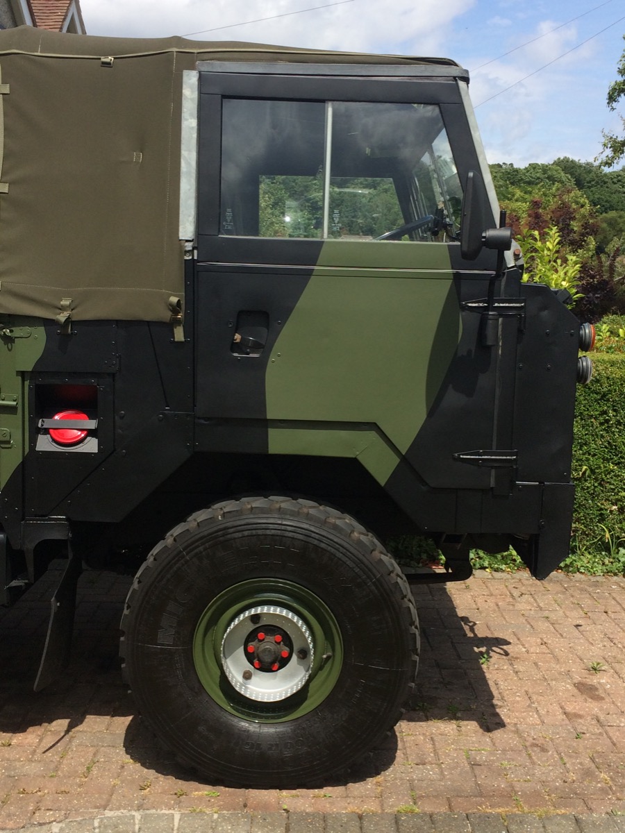 1975 Land Rover Other Image 9