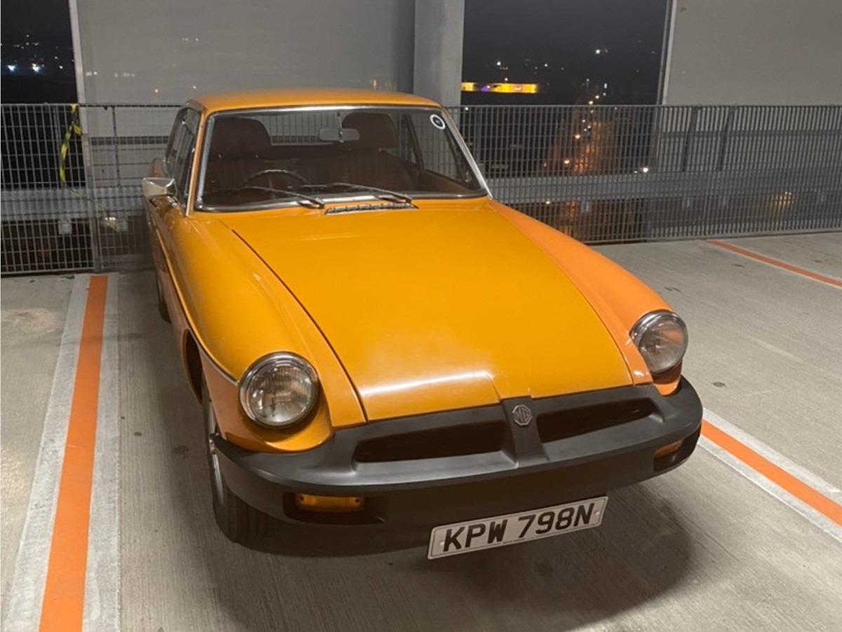 1975 MG MGB Image 5