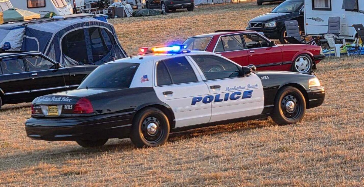 2006 Ford Crown Victoria Image 9