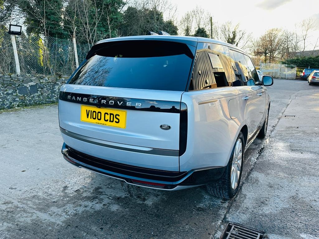 2023 Land Rover Range Rover Image 2