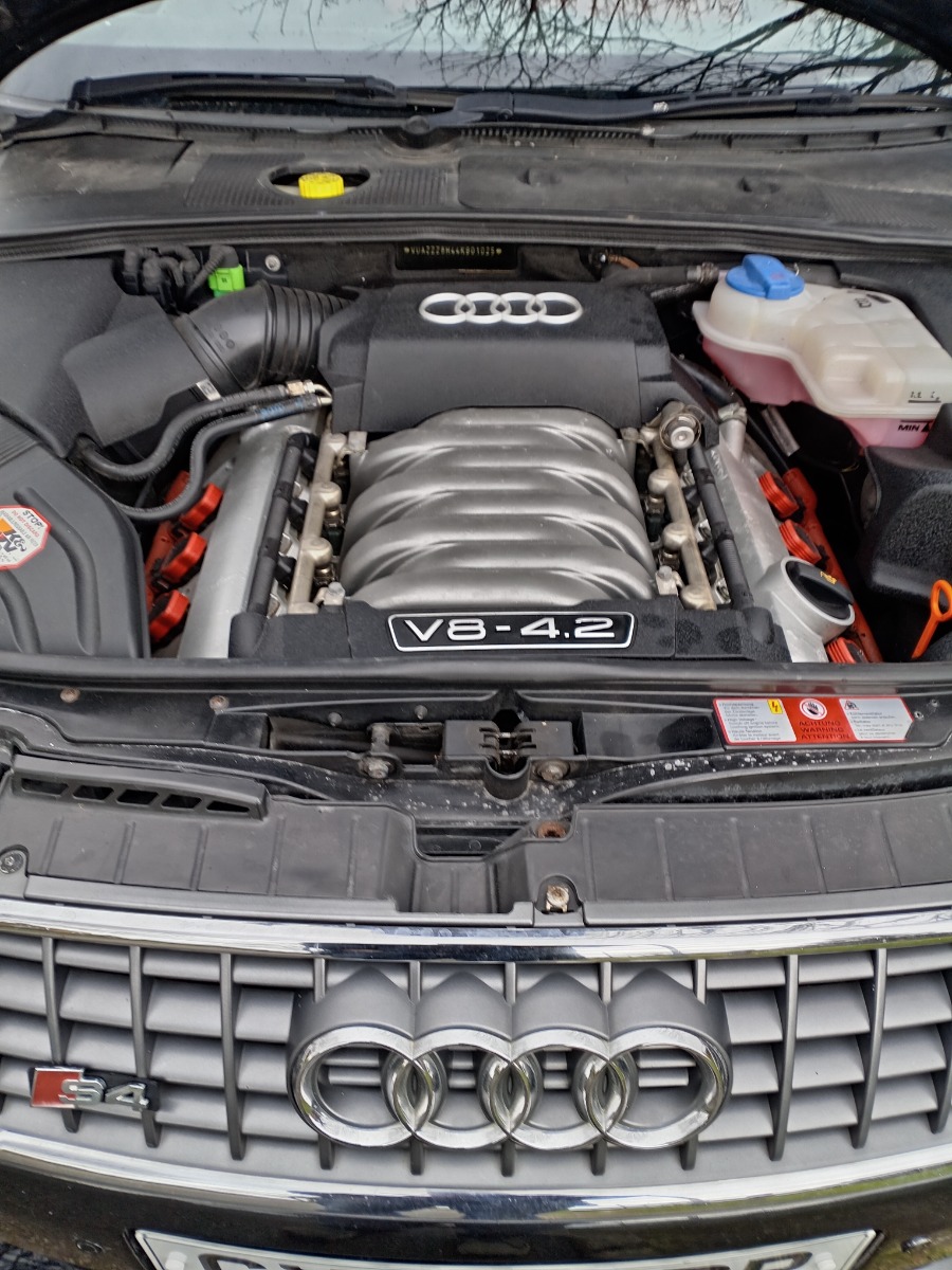 2004 Audi S4 Image 9
