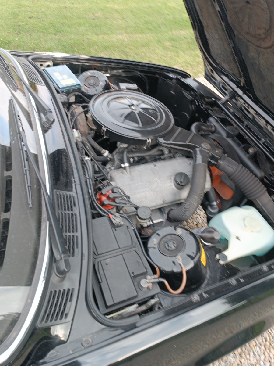 1984 BMW 3 Series Image 8