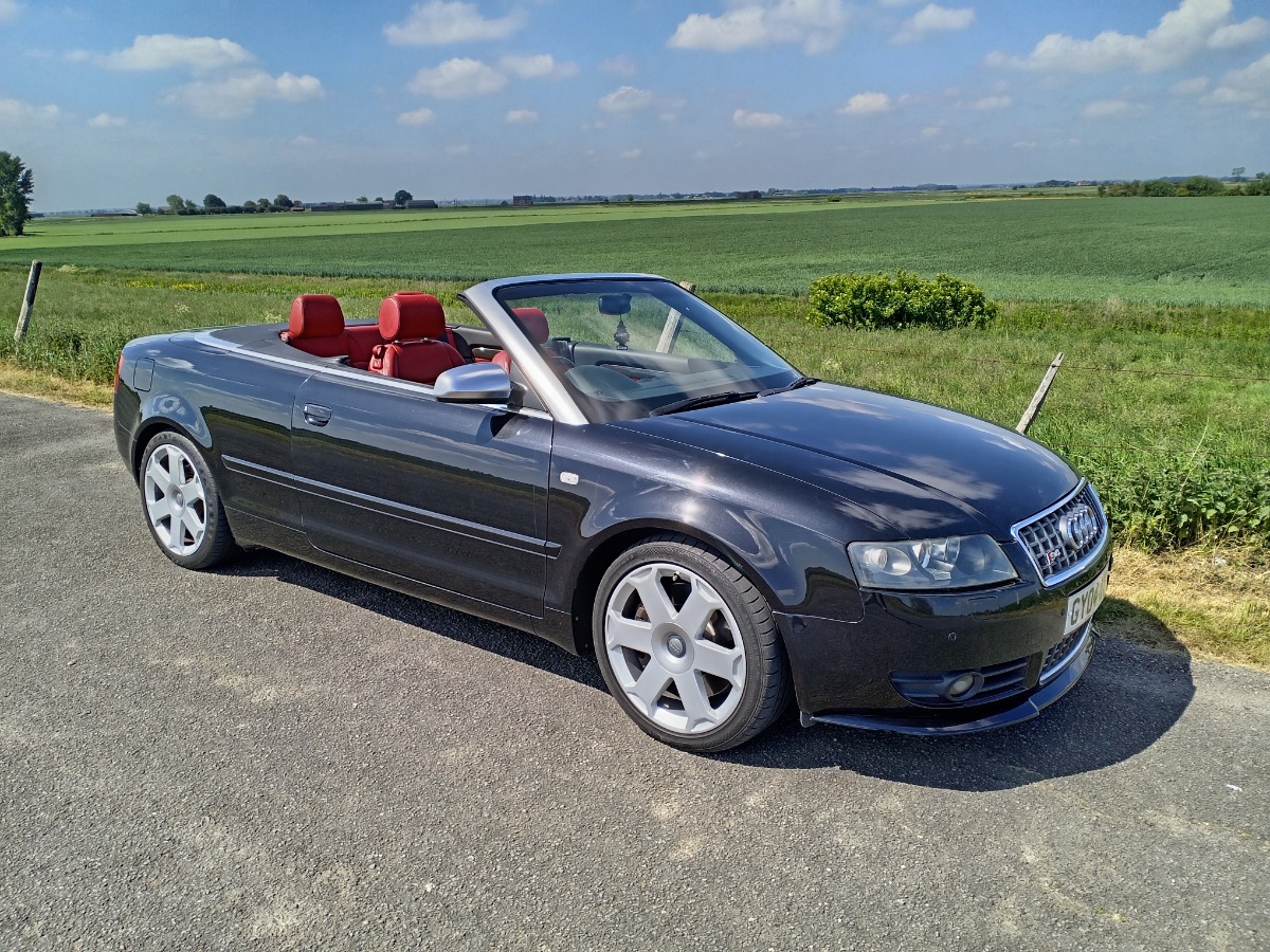 2004 Audi S4 Image 1