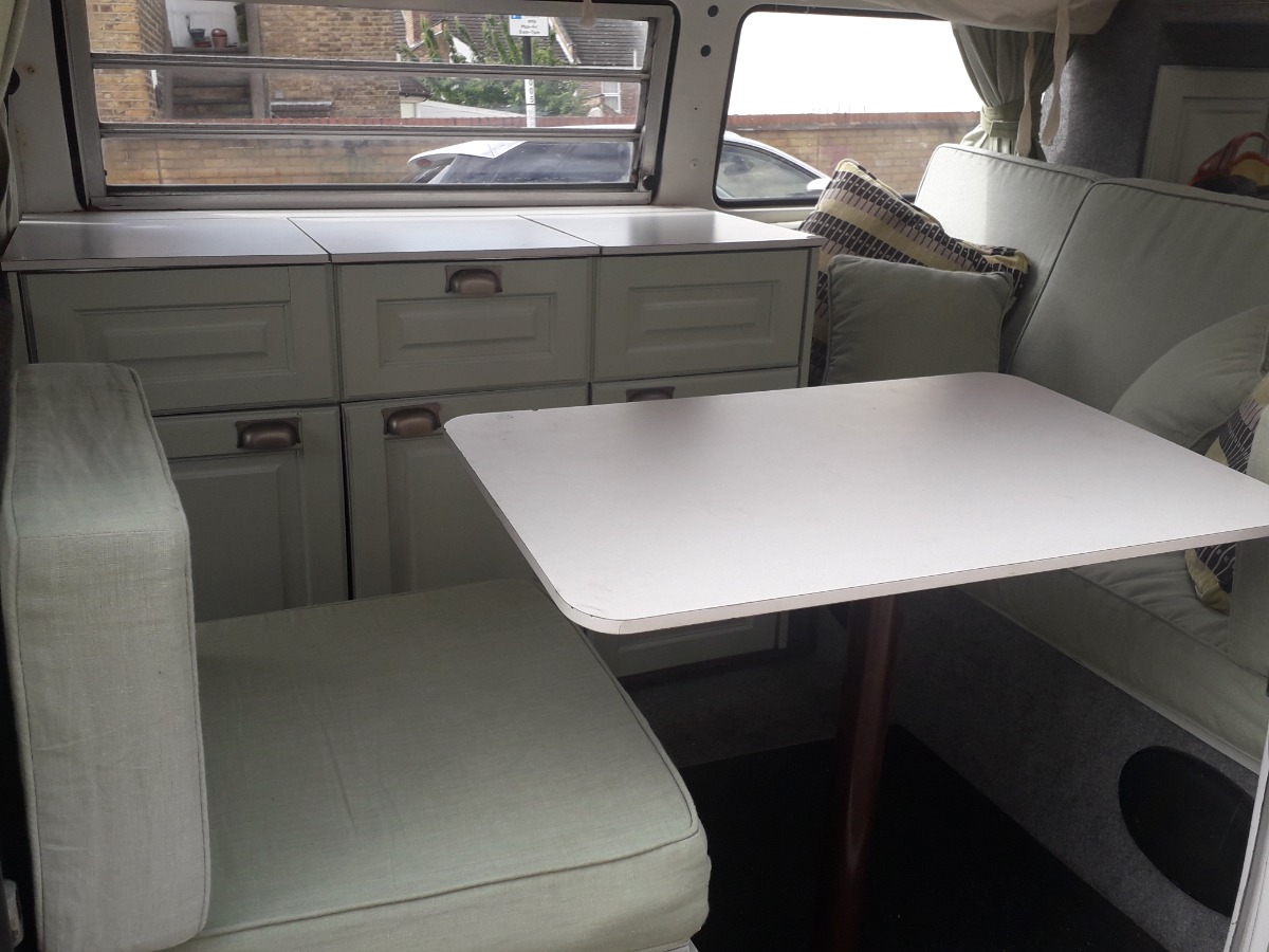 1975 Volkswagen 1600 Image 9