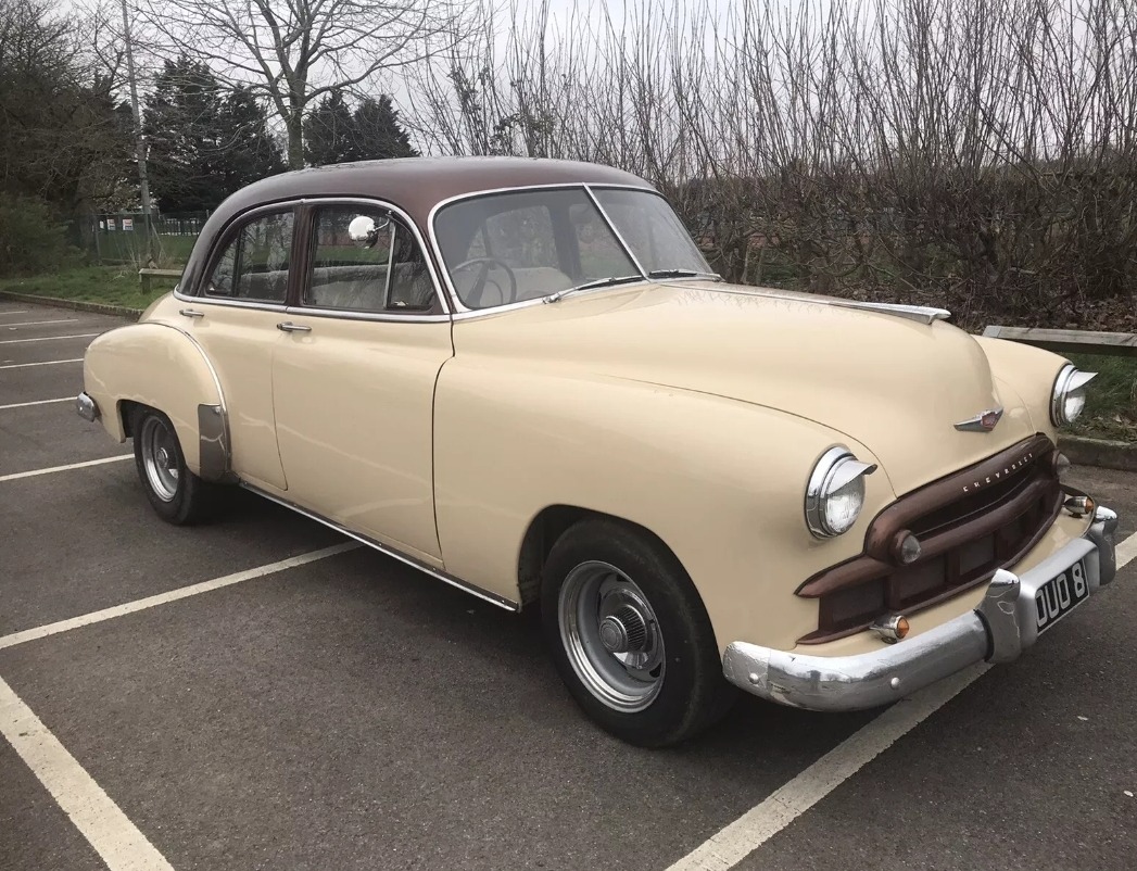 1949 Chevrolet Styleline Image 1