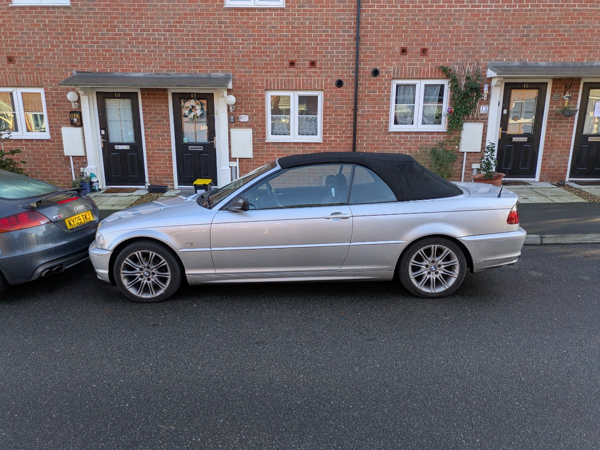 2003 BMW 3 Series Image 5