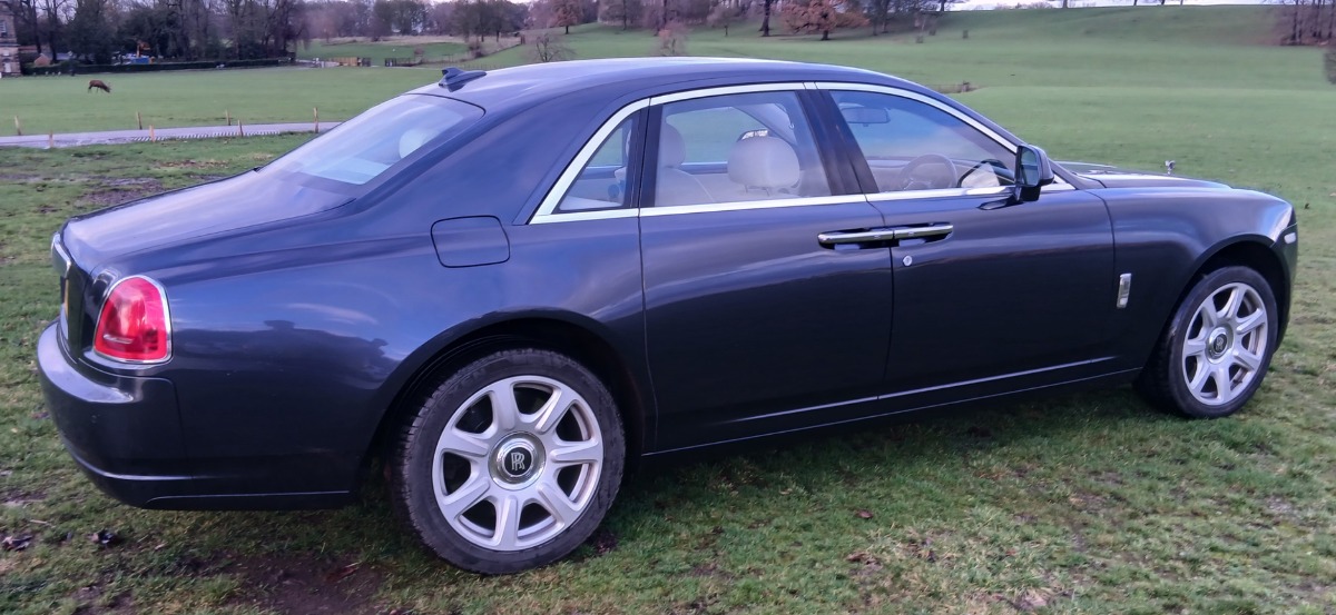 2014 Rolls-Royce Ghost Image 3