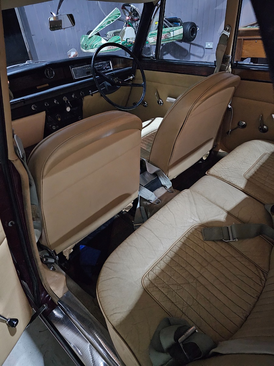 1964 Rover P6 Image 8