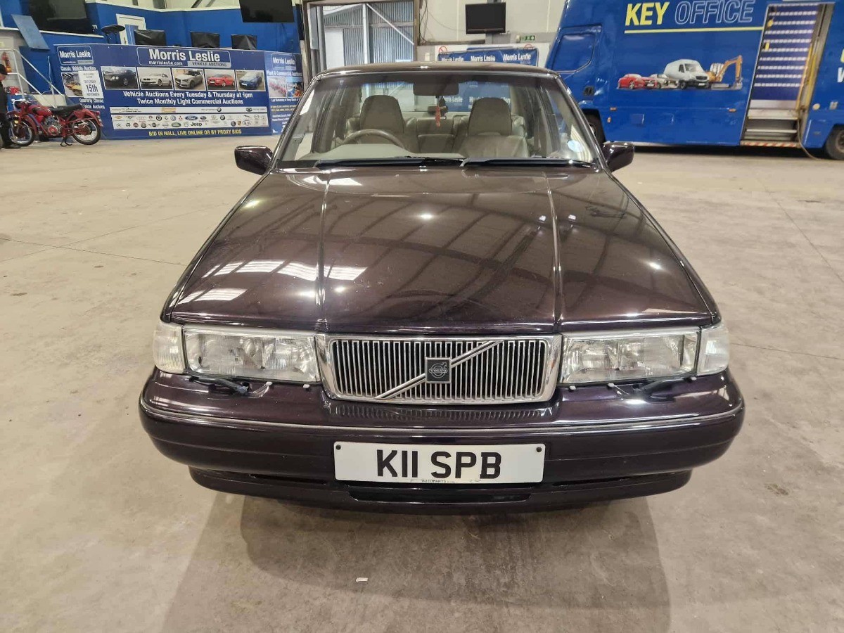 1996 Volvo 960 Image 2