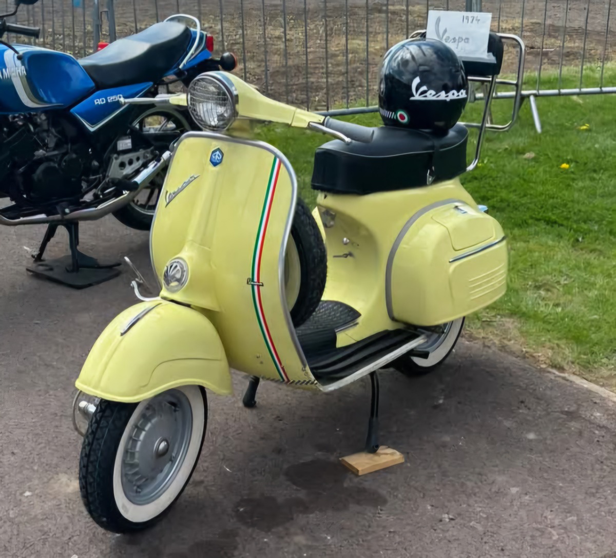 1974 Vespa Other Image 1