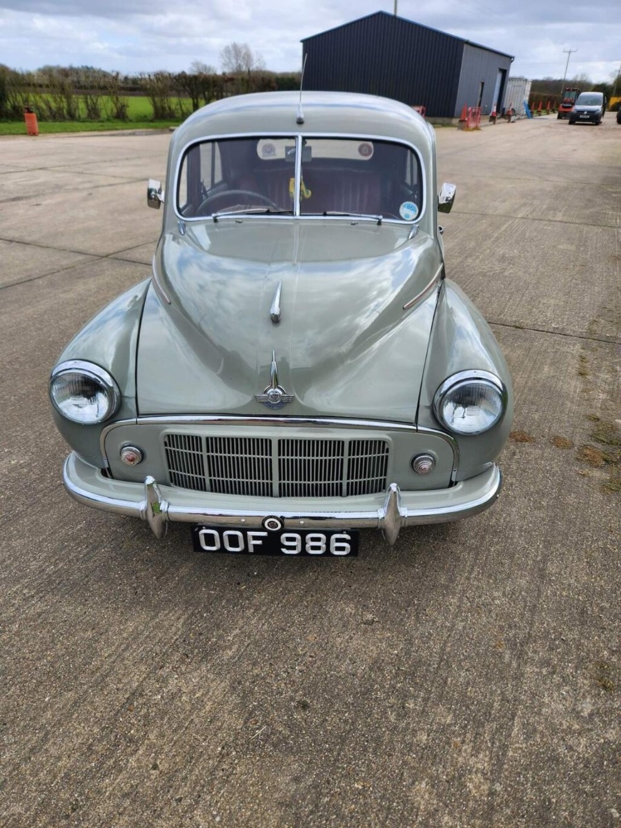 1954 Morris Minor Image 2
