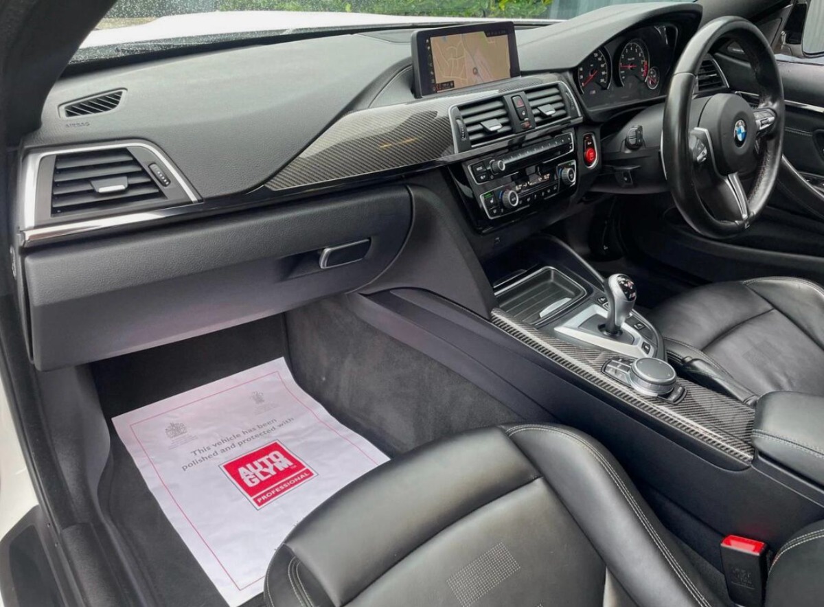 2020 BMW M4 Image 13