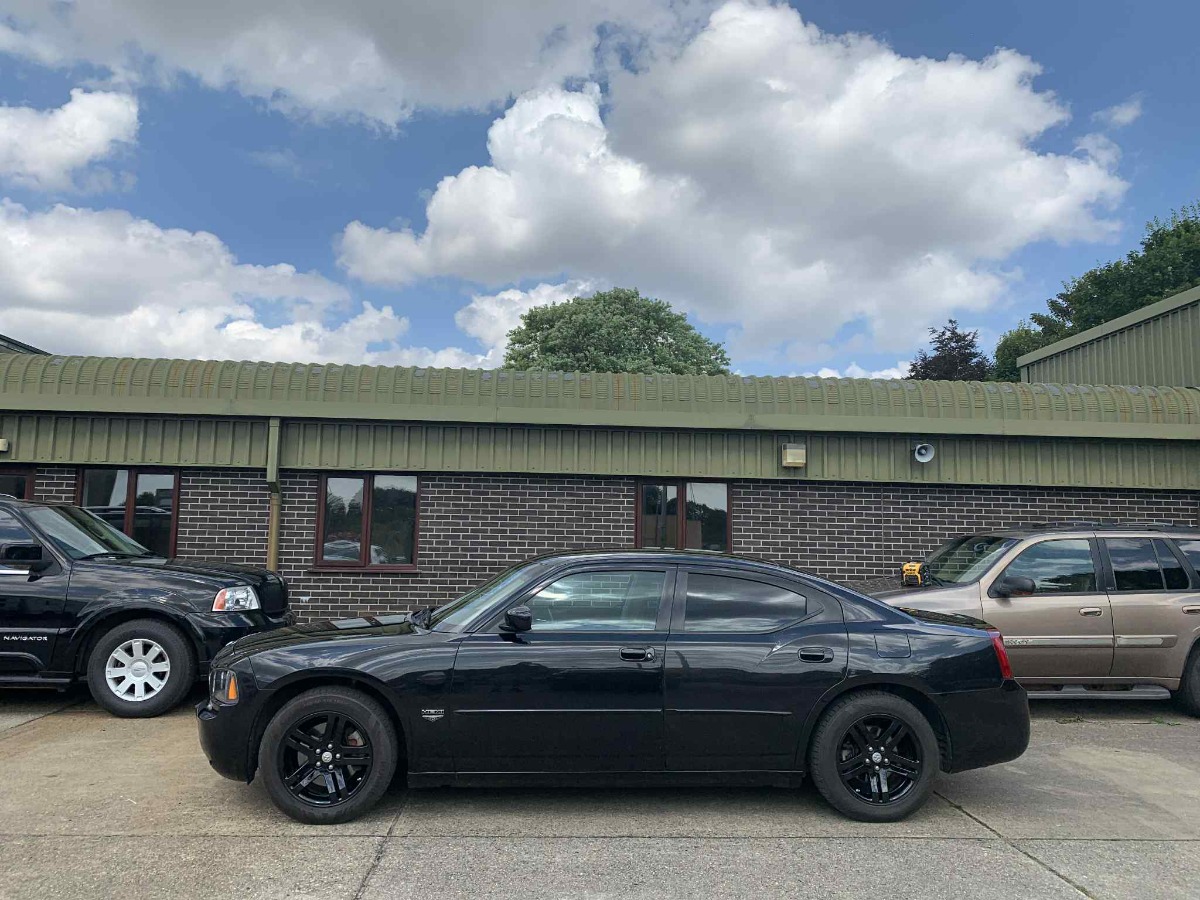 2006 Dodge Charger Image 2