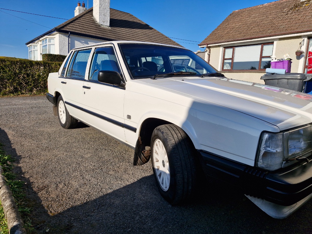 1989 Volvo 740 Image 9