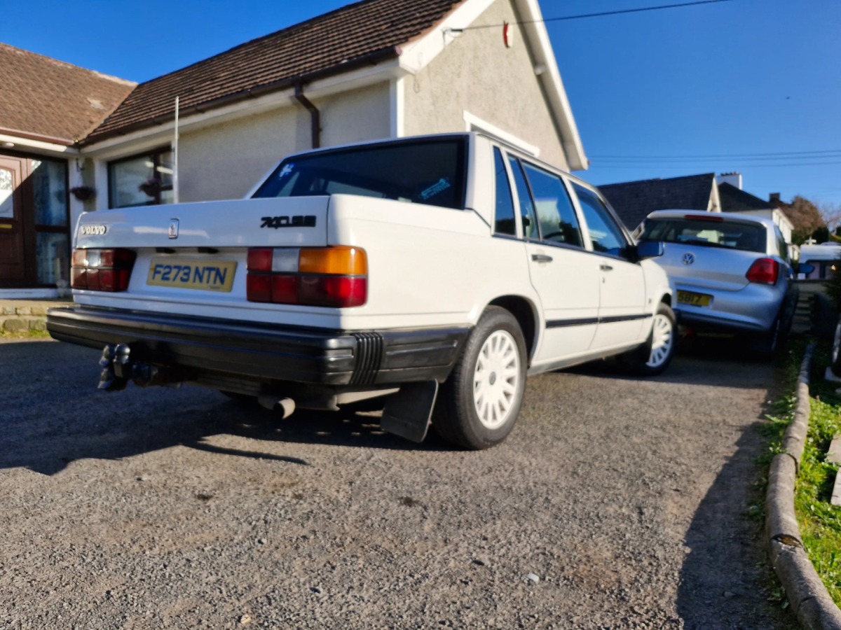 1989 Volvo 740 Image 8