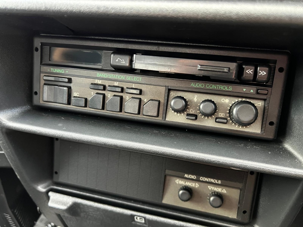 1990 Ford Sierra Image 15