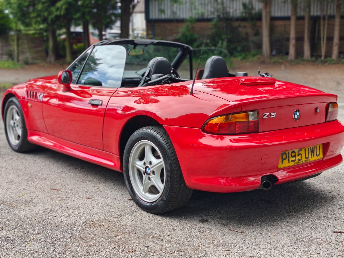1997 BMW Z3 Image 3