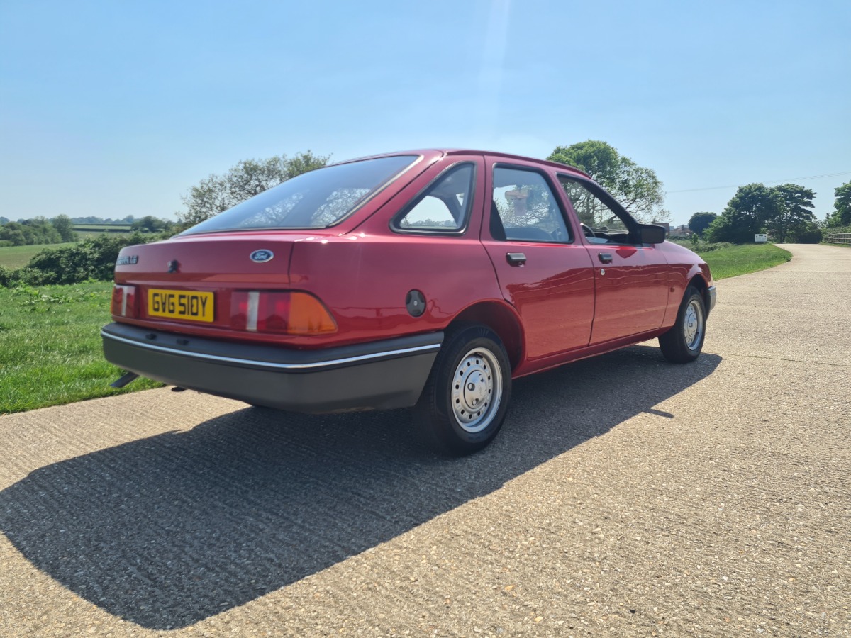 1983 Ford Sierra Image 3