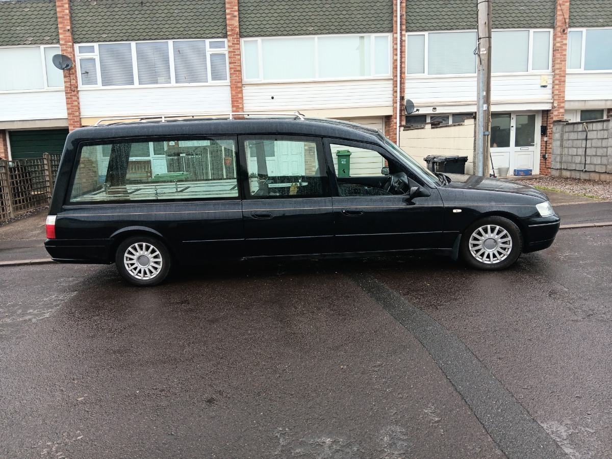 2005 Ford Classic Image 4
