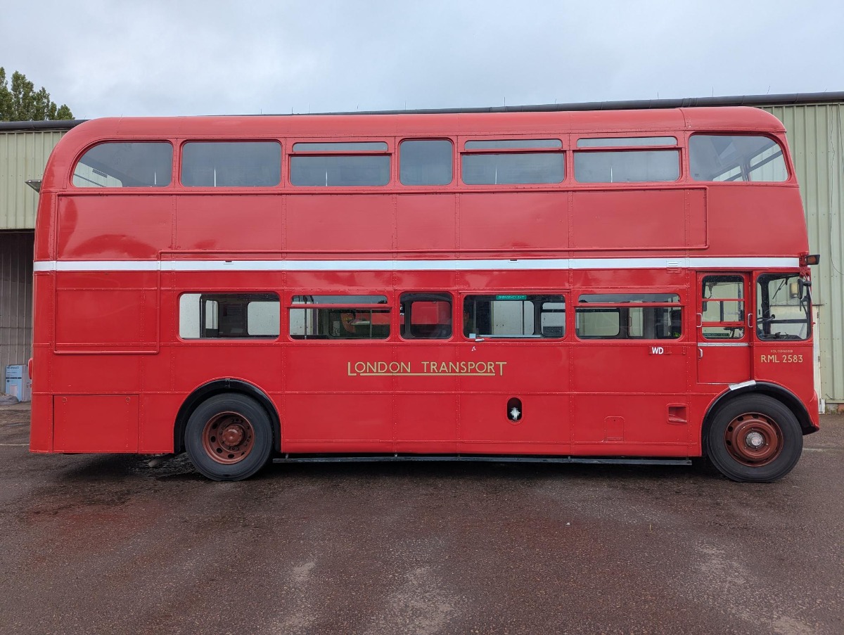 1966 AEC Routemaster Image 3