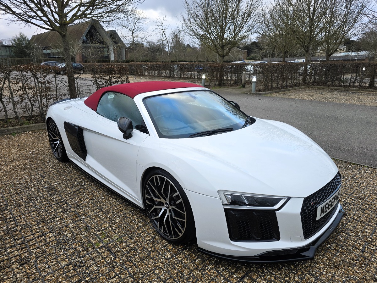 2017 Audi R8 Image 1
