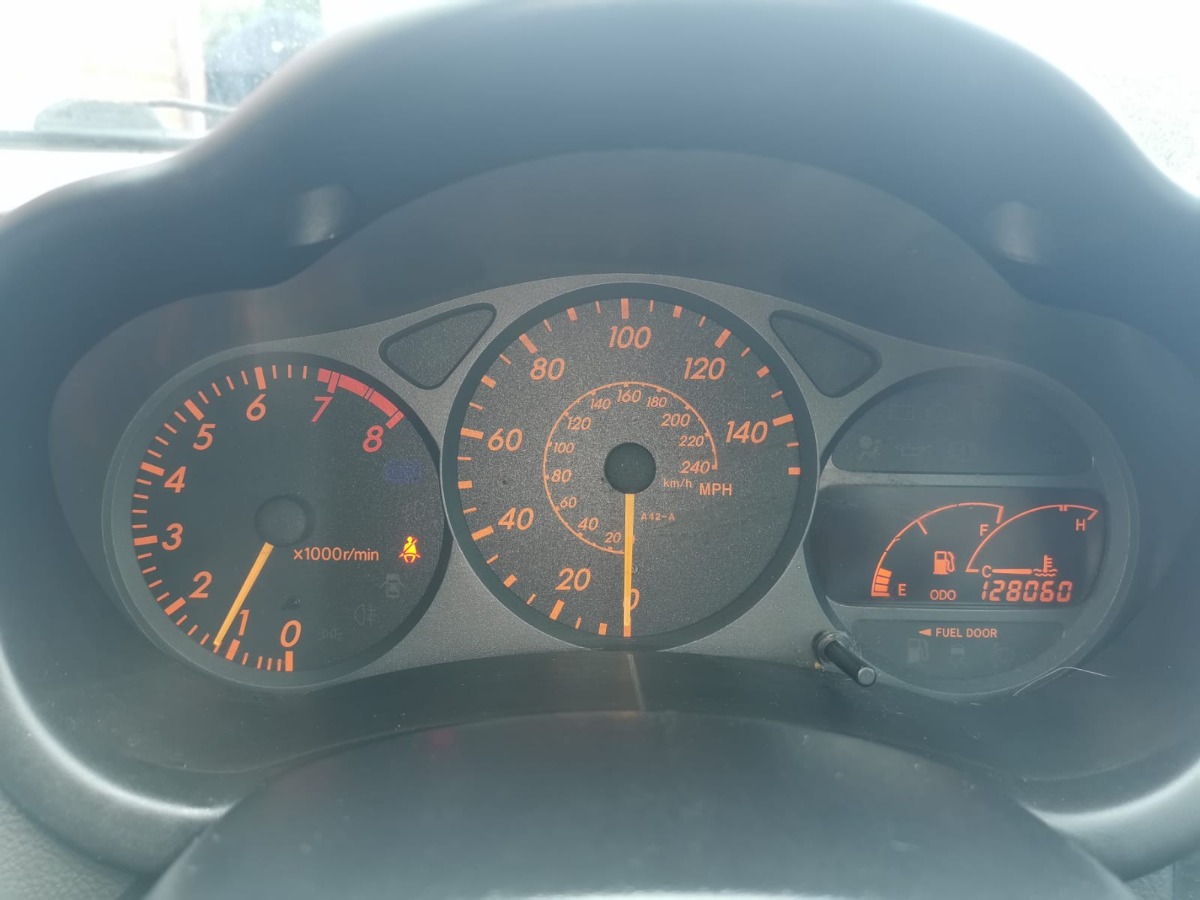 2003 Toyota Celica Image 11