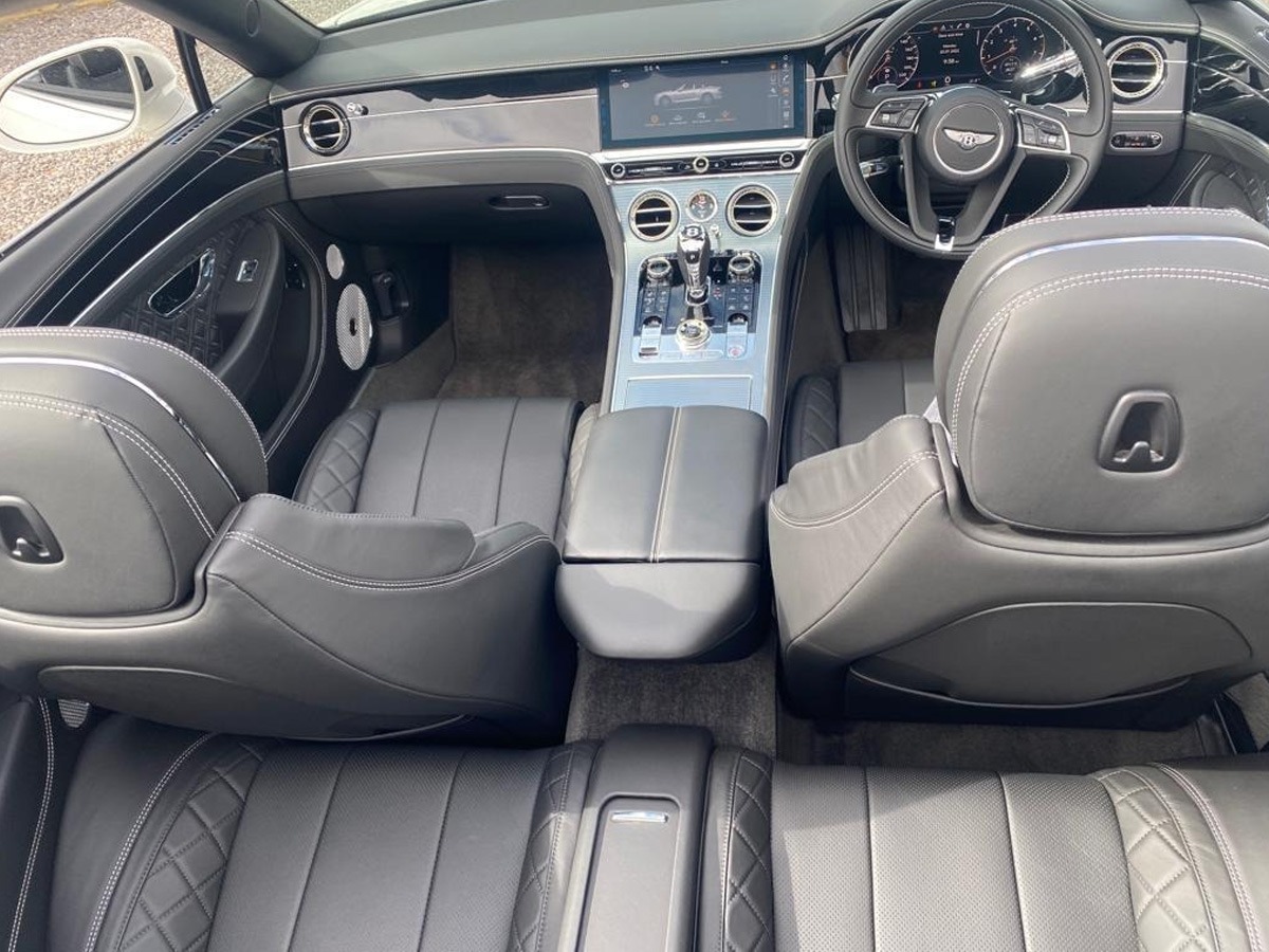 2019 Bentley Continental Gt Image 2