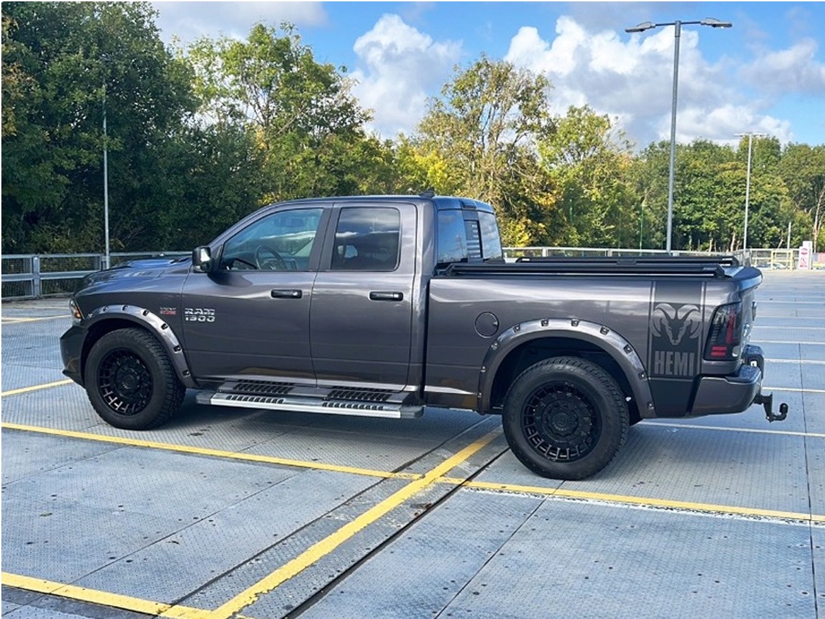 2018 Dodge Ram 1500 Image 2