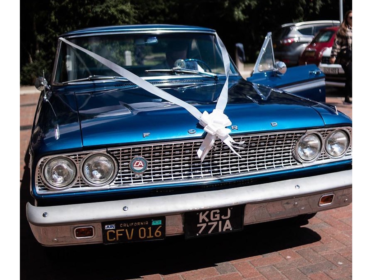 1963 Ford Fairlane Image 3