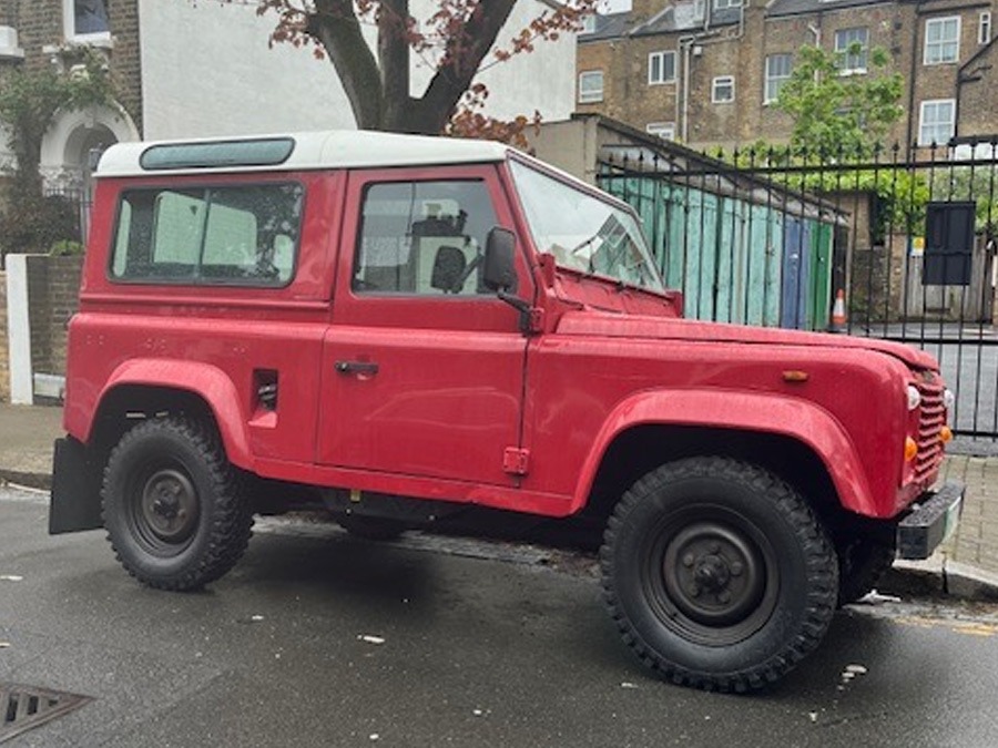 1988 Land Rover Defender 90 Image 1