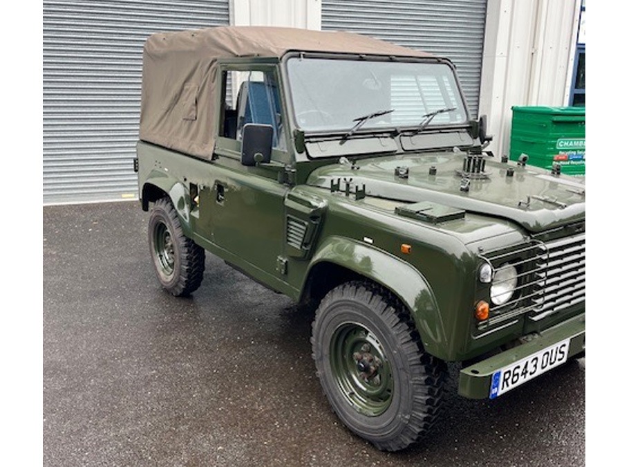 1998 Land Rover Defender 90 Image 3