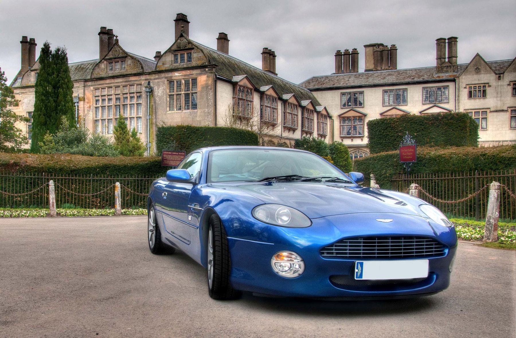 2003 Aston Martin DB7 Image 2