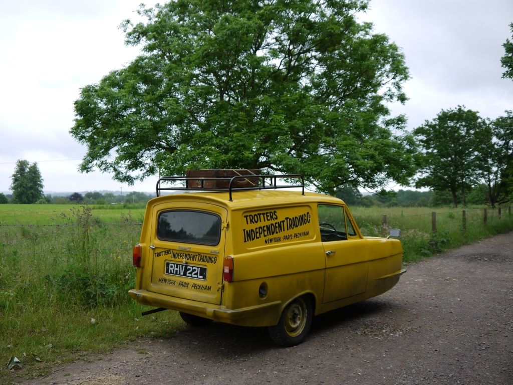 1973 Reliant Regal Supervan Image 2