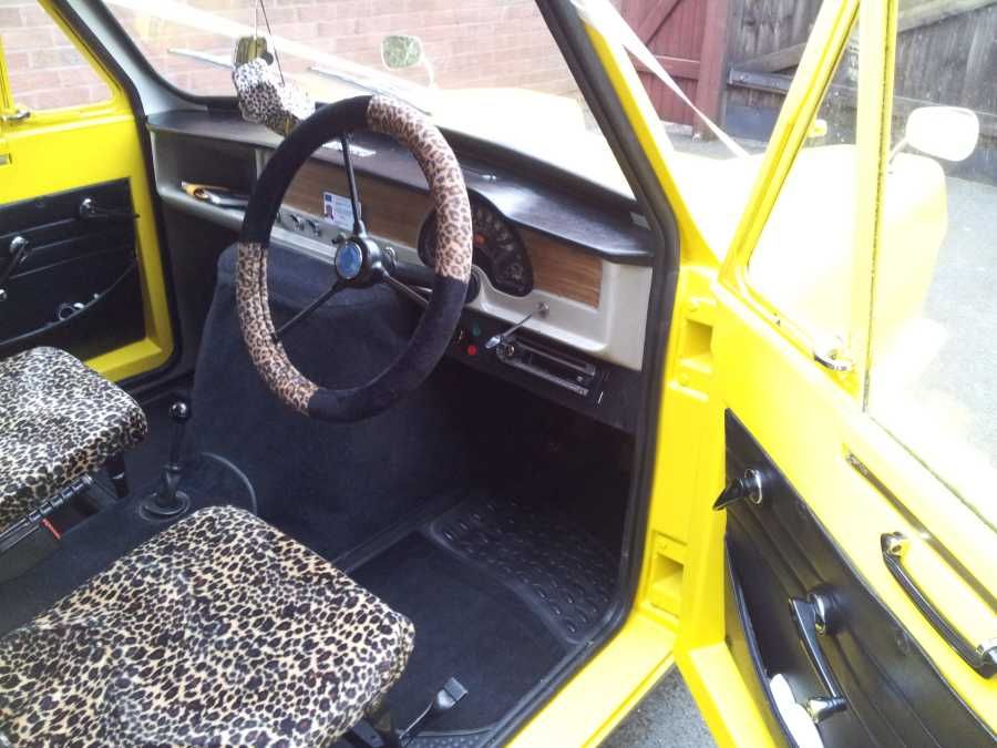 1973 Reliant Regal Supervan Image 4