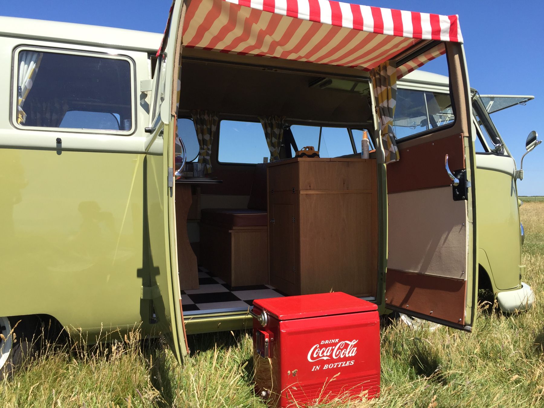 1959 Volkswagen T2 Camper Van / Bus Image 2