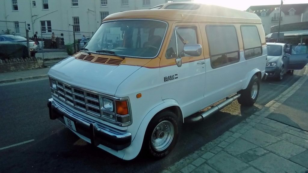 1988 Dodge RAM Image 2