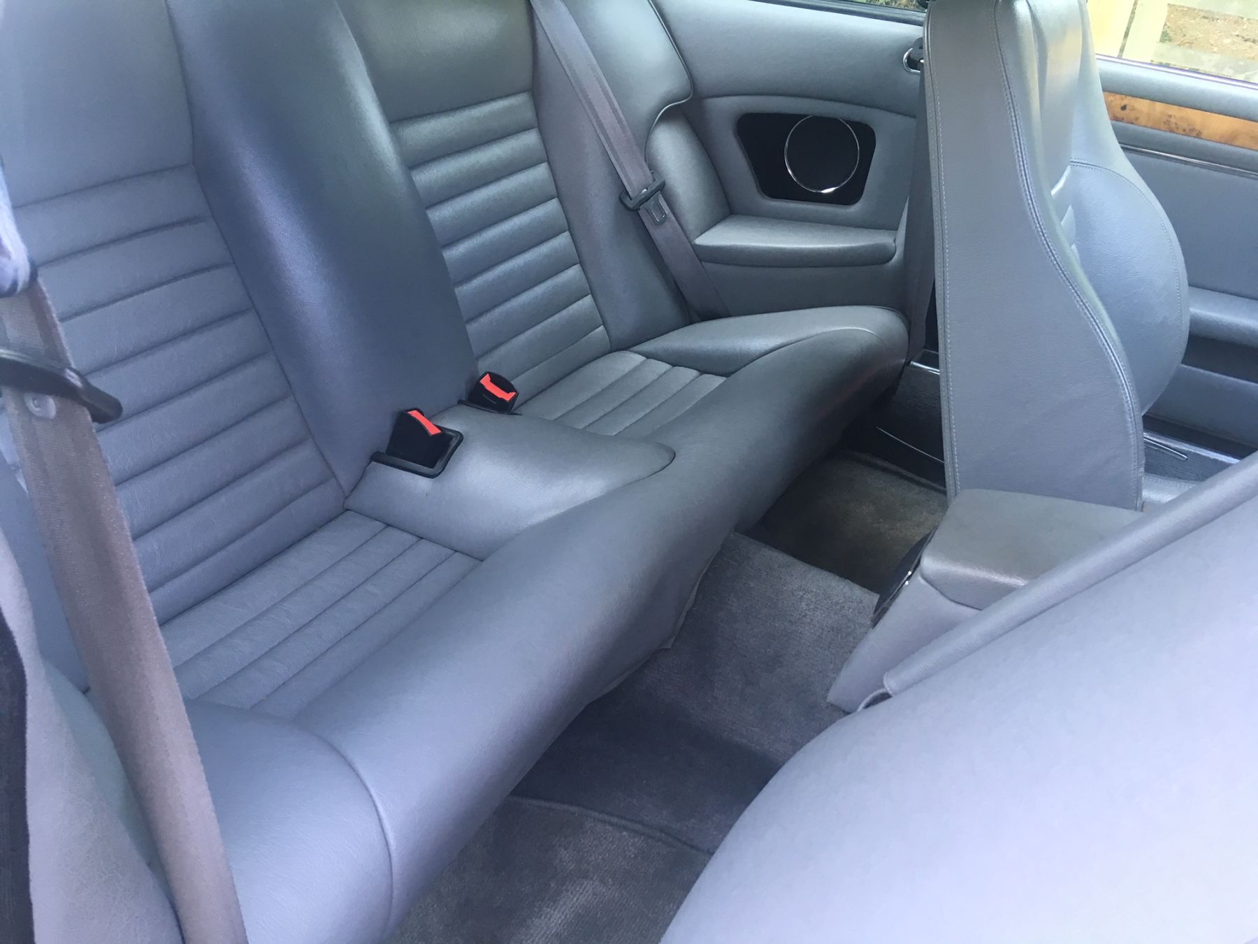 1990 Jaguar XJS Image 2