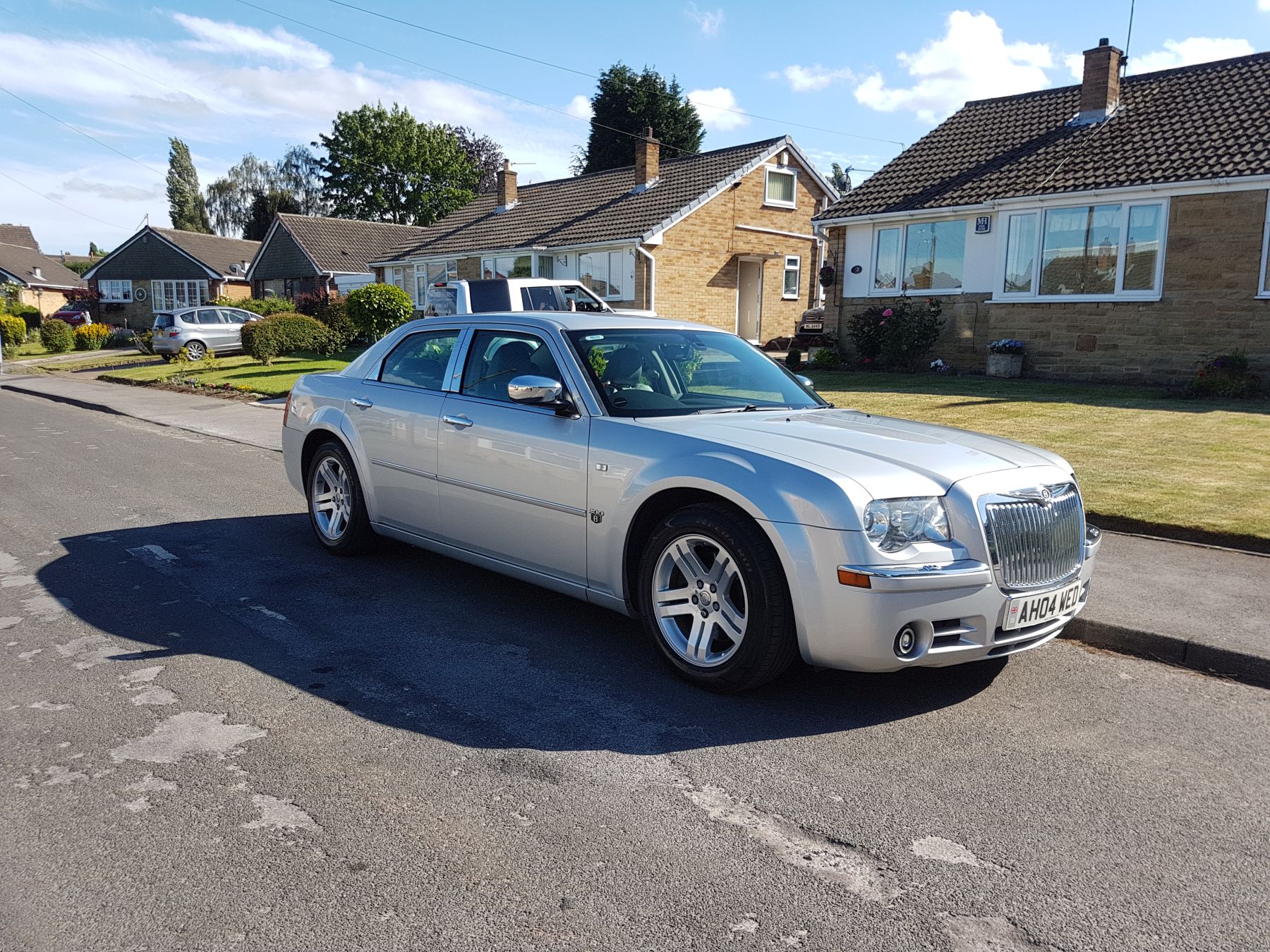 2008 Chrysler 300c Image 2