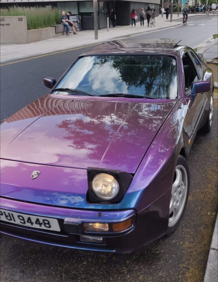 1985 Porsche 944 Image 2